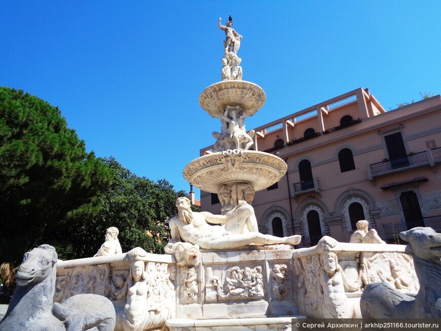 Прекрасный образец Ренессанса на Сицилии — фонтан Ориона 16 века