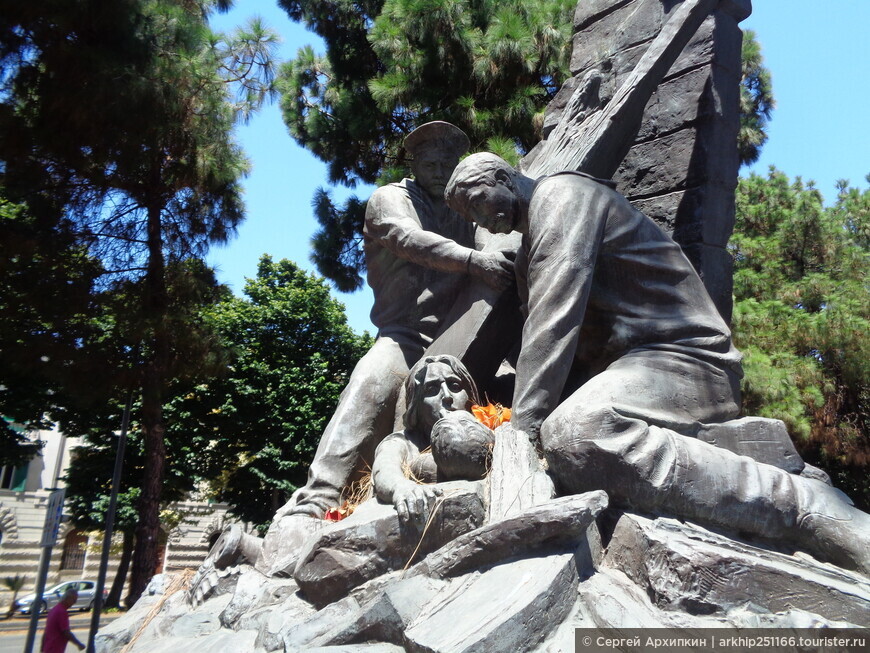 Памятник Русским морякам — героям милосердия и самопожертвования в Мессине на Сицилии