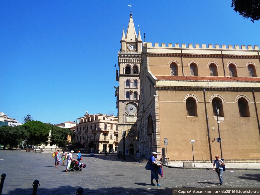 Соборная площадь — все лучшие городские достопримечательности Мессины на Сицилии