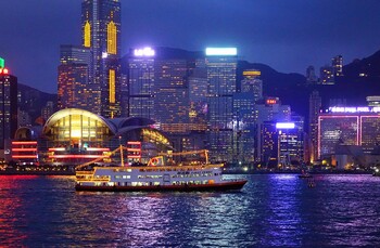 Гонконг отменит карантин при въезде для иностранцев 