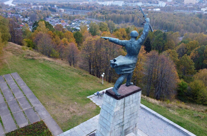Перемиловская высота. Памятник Героям битвы под Москвой
