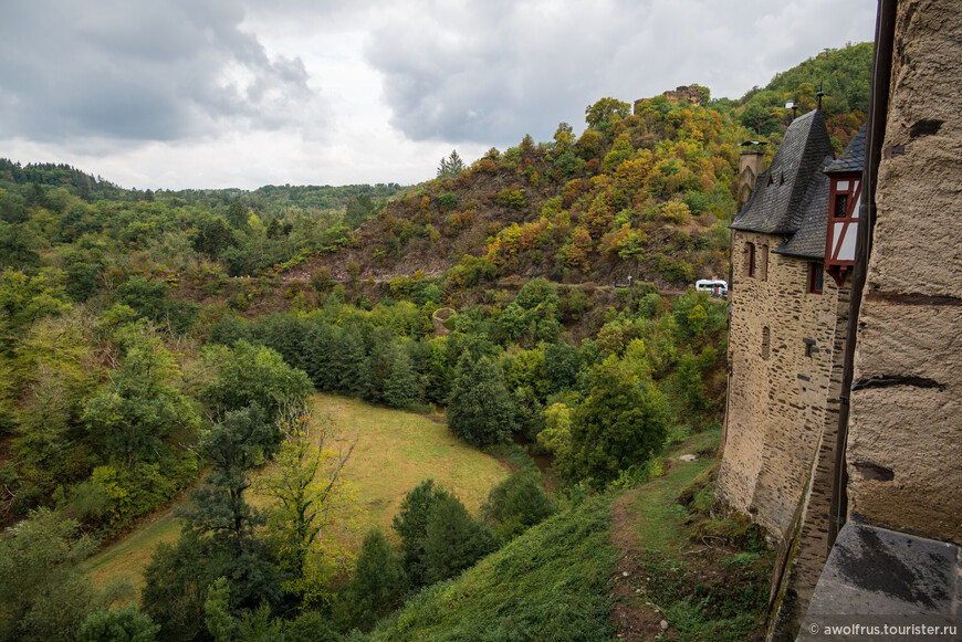 Сказочный замок Эльц в долине Мозеля