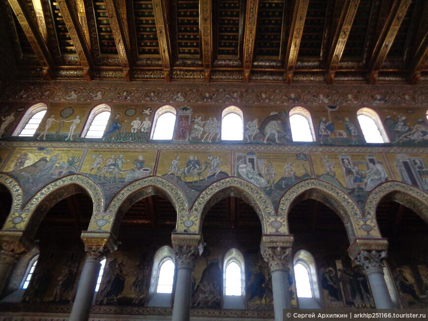 Кафедральный собор 12 века в Монреале возле Палермо — самая прекрасная норманнская церковь на Сицилии и обьект Всемирного наследия ЮНЕСКО