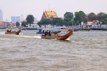 Бангкок готовится к наводнению из-за сильных ливней