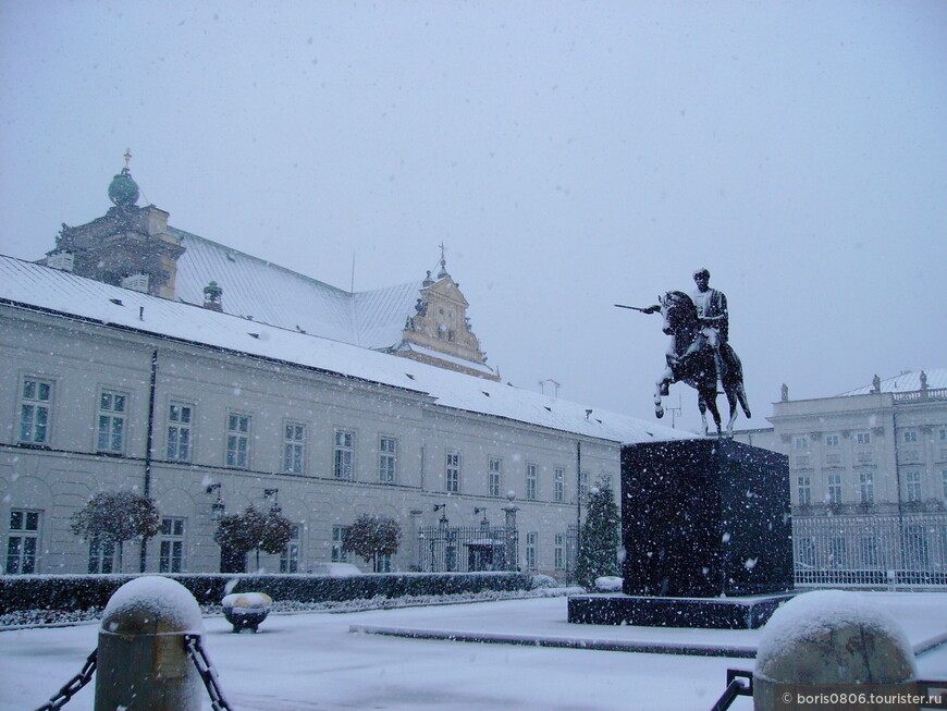 Первый снег в Варшаве и прогулка в музей армии