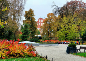 Осенние краски Бернардинского сада