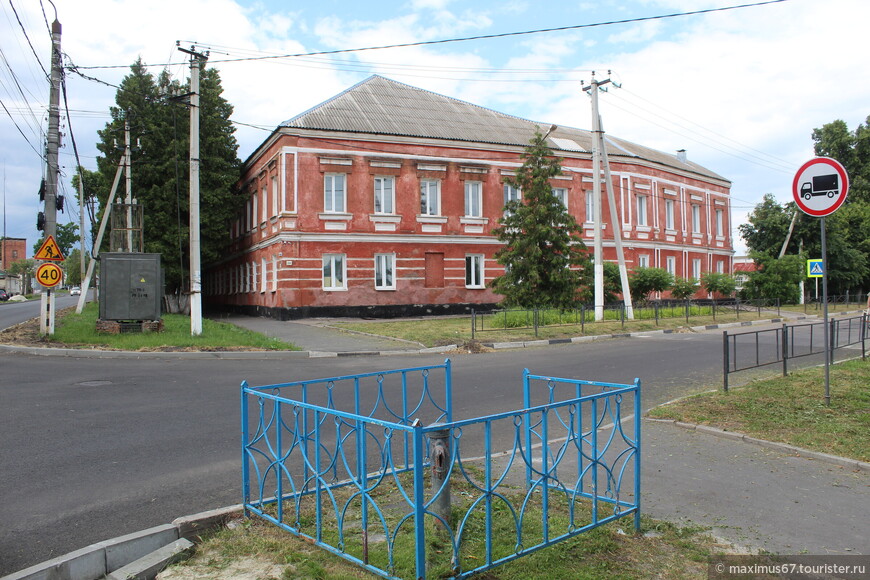 Суджа — смесь многих людей, пришедших из разных мест