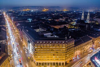 Крупнейший отель Венгрии закроется из-за высоких цен на энергию