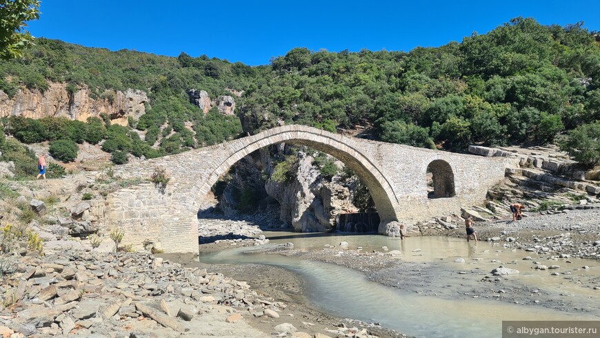 Крепче за баранку... Албания с севера на юг