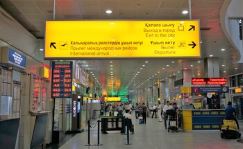 В аэропорту Алматы у пассажира взорвалось зарядное устройство
