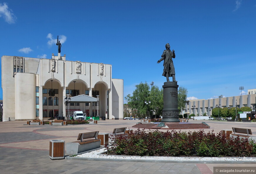 Курск. Малевич, Серафим Саровский и первый в мире ветрогенератор 