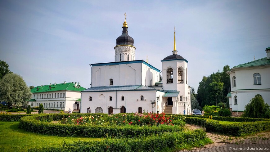 По святым местам Псковщины. Монастыри