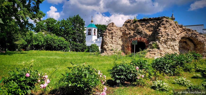 По святым местам Псковщины. Монастыри