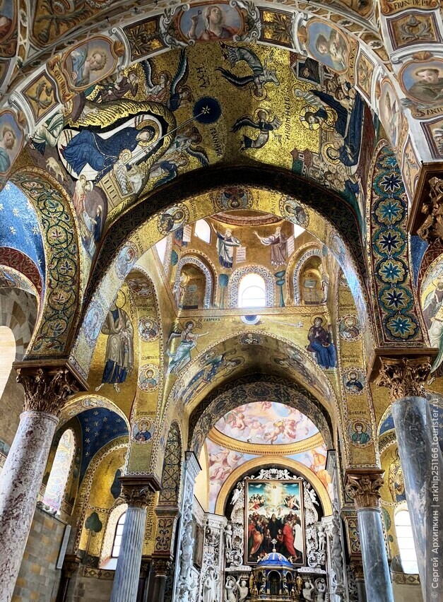 По выдающимся средневековым соборам Палермо - в том числе, включенным в объекты Всемирного наследия