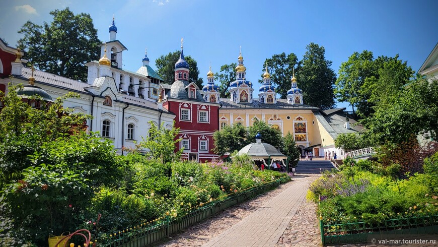 Успенский Псково-Печерский монастырь