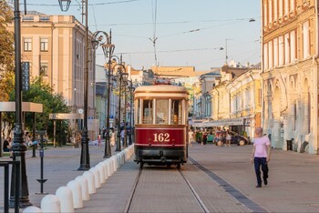 В Нижнем Новгороде вновь запустили экскурсионный ретротрамвай