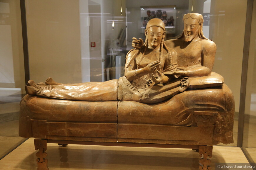 Саркофаг семейной пары. 6-й век до н.э. Музей этрусков в Риме.