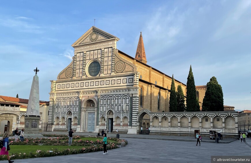 Базилика Санта-Мария Новелла во Флоренции.