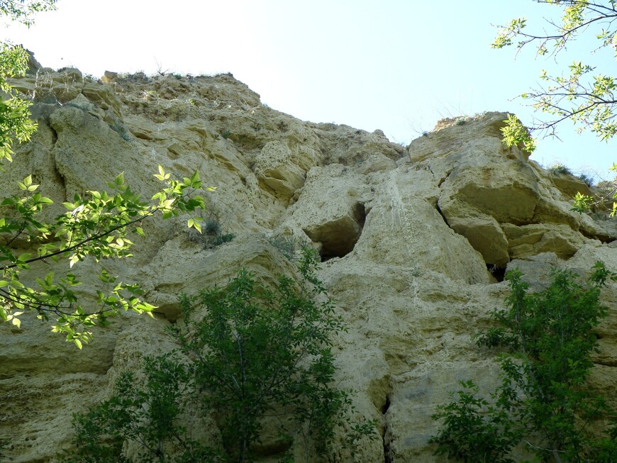 Скалы горы Ишутинской