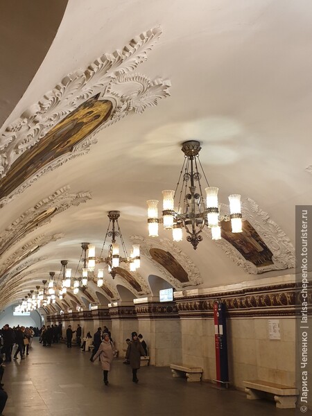 3 станции метро «Киевская» с потрясающими панно и мозаиками — вершина советской помпезной архитектуры