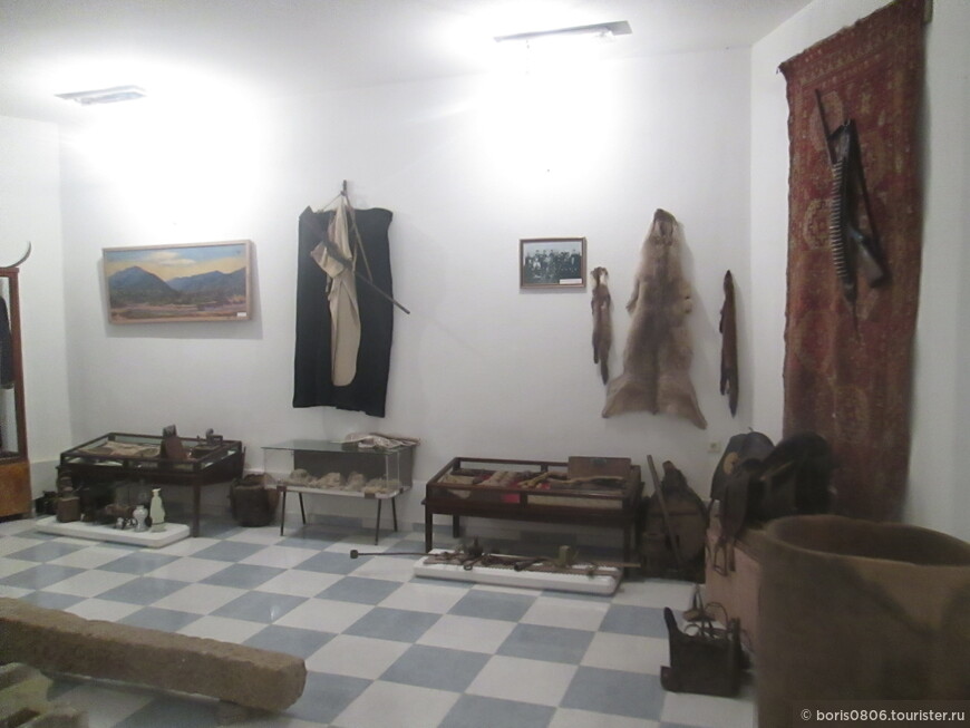 Внезапная и бесплатная выставка предметов быта Имеретии