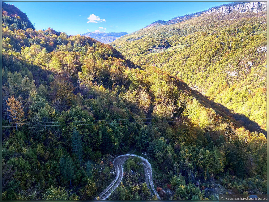 Осень в Черногории и мой первый полёт на зиплайне