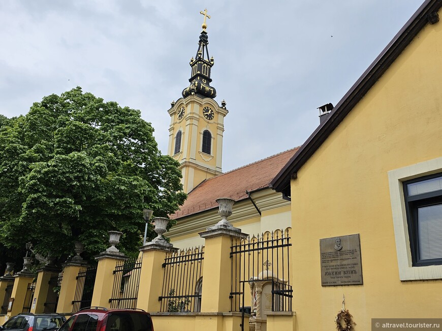 Православная церковь Св. Николая Чудотворца в стиле барокко.