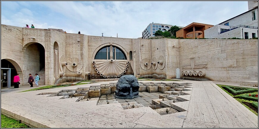 Ереванский «Каскад» и Центр искусств Гафесчяна