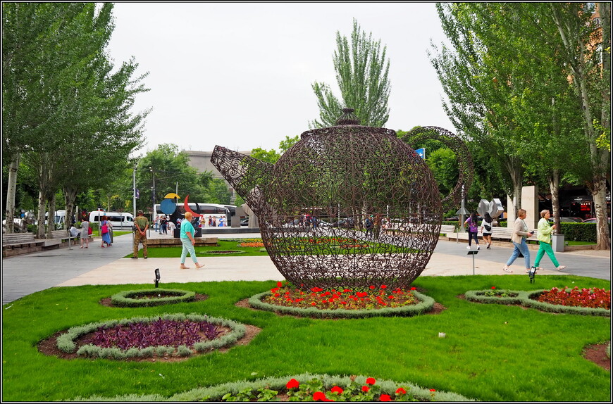 Ереванский «Каскад» и Центр искусств Гафесчяна