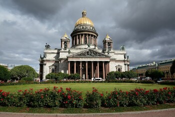 В Петербурге оценили турпоток за полгода