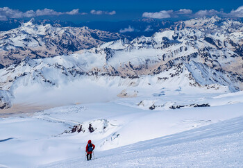 На Эльбрусе назвали дату окончания горнолыжного сезона