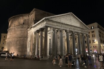 Вход в Пантеон в Риме стал платным
