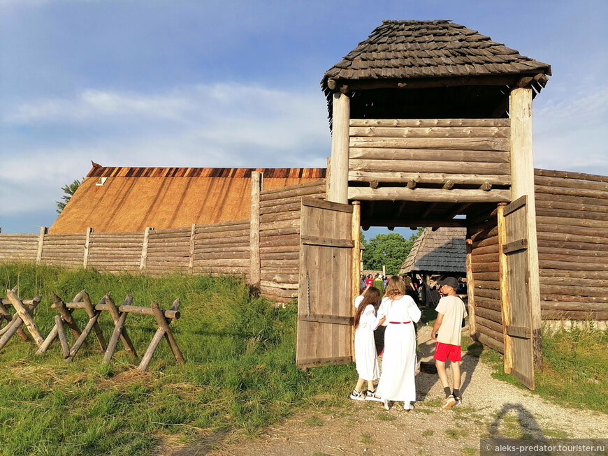 Средневековый парк-музей Ушкуй