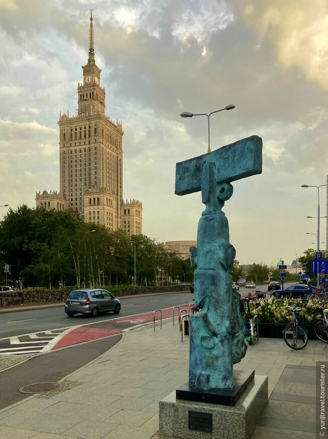 Вечерний променад по июльской Варшаве