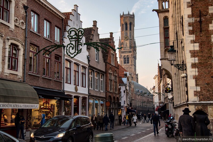 Брюгге — самые красивые места вдоль канала Гроенрей и город в потёмках 