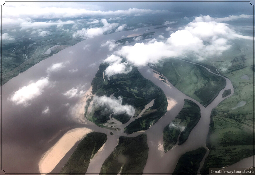 Вид на реку Амур с самолета