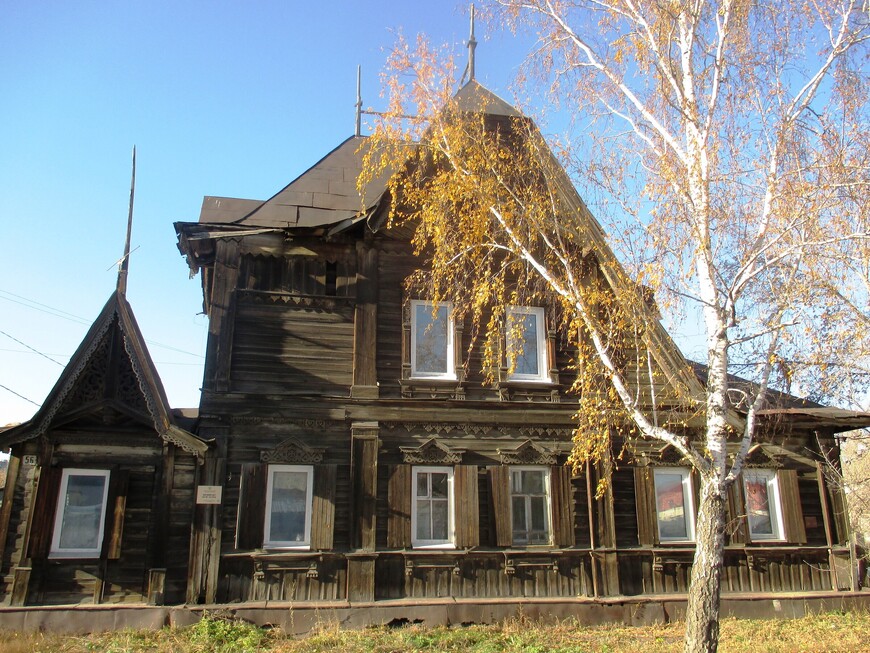 Дом Лесневского (1907 г.), ул. Ползунова, 56. Стиль модерн
