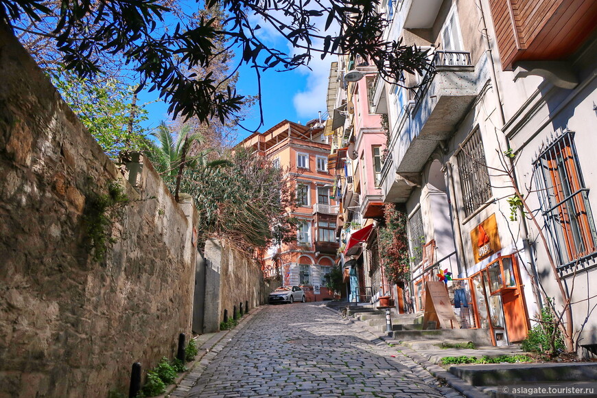 Стамбул. Архипелаг кварталов: скромное обаяние Чукурджумы