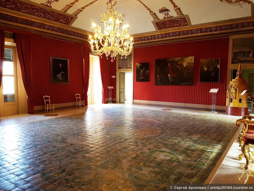 Музей Диочезано — интересный музей религиозного искусства во дворце Архиепископа в Палермо