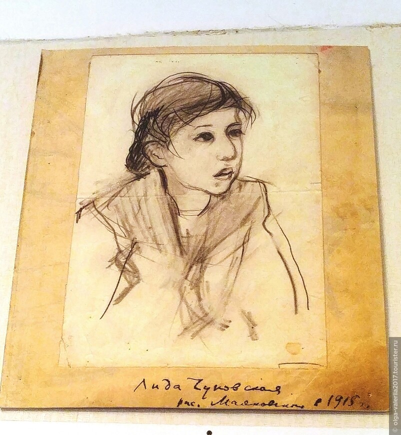  Лида Чуковская , рисунок Маяковского.1915 год