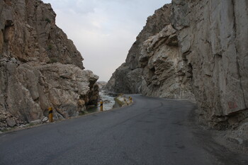 Мощное землетрясение произошло в Афганистане на границе с Таджикистаном