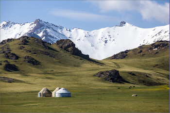 В горах Киргизии пропали российские альпинисты
