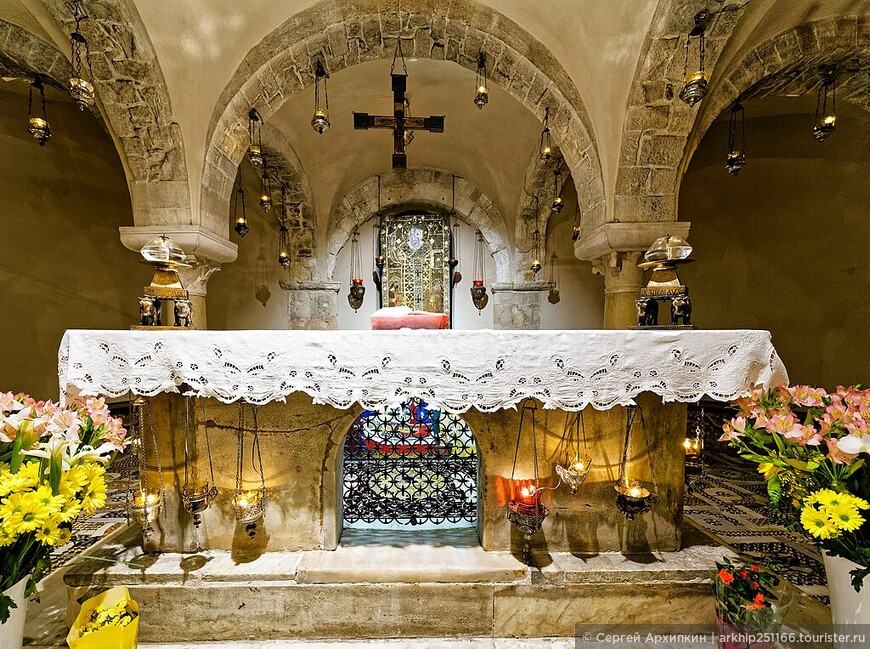 Самостоятельно в Бари — в главный религиозный центр Юга Италии .