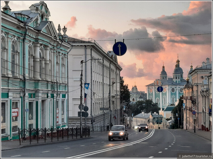 Смоленск. Город-щит, город-ключ, и окрестности