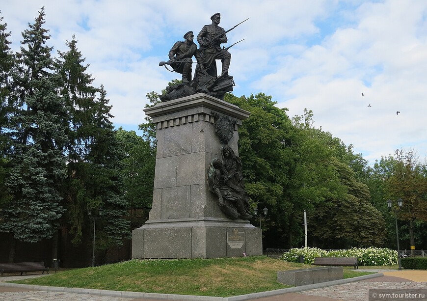 Торжественное открытие памятника состоялось в мае 2014 года,к столетнему юбилею начала Первой мировой.