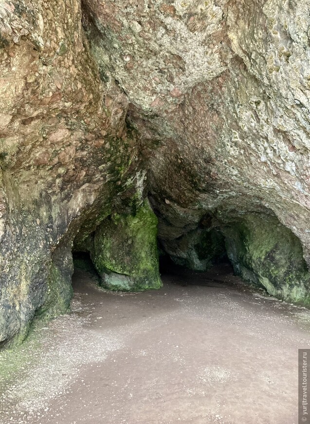 Северная Ирландия. Карандаши, привидения и пещеры...