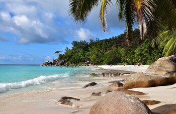 Туристы из РФ стали чаще посещать Сейшелы