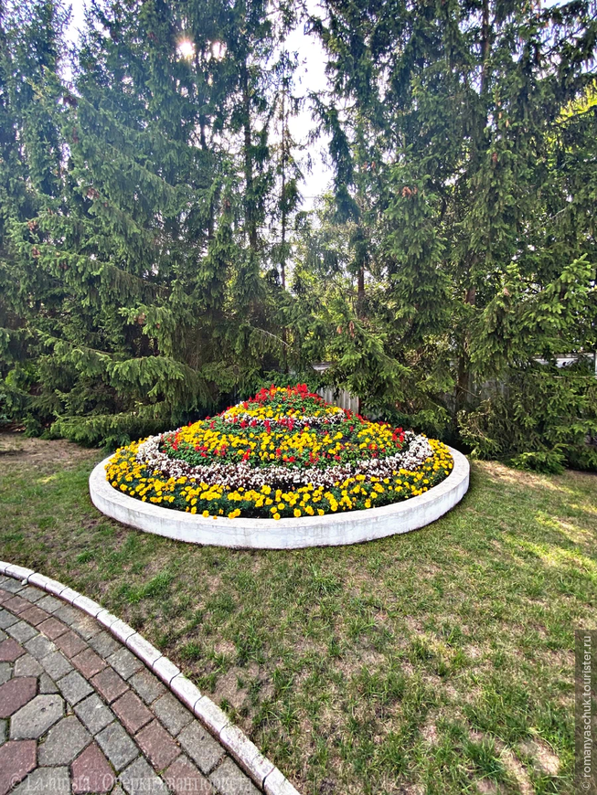 Один из лучших парков России или Багратионовский Парк ангелов и роз!