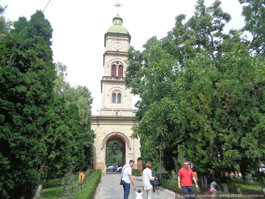 Красивая церковь Барбой в центре города Яссы (Румыния)