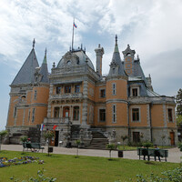 Самое прекрасное в прекрасной Ялте: царское имение, дворец и вина «Массандры»